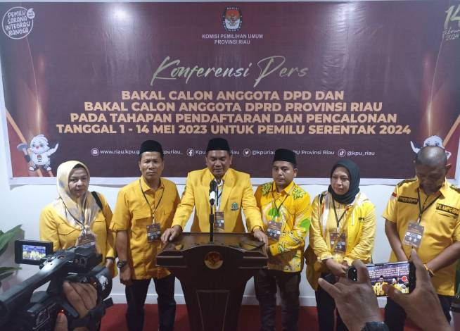 Nama Syamsuar Tak Masuk List Bacaleg DPR RI, Strategi Politik Golkar Riau?