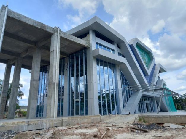 Diduga Jadi Tempat Mesum, PUPR Riau akan Pasang Penerangan di Gedung Quran Center dan RCH
