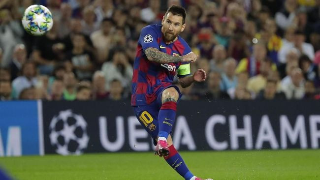 Tetap di Barcelona, Gaji Messi Dipotong 50 Persen