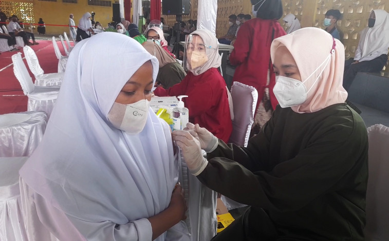 Vaksinasi Pelajar di Pekanbaru Dimulai, Desember Ditargetkan Tuntas