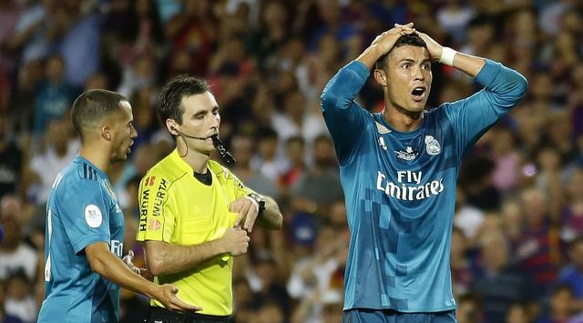 Ronaldo Resmi Dapat Sanksi Larangan 5 Laga