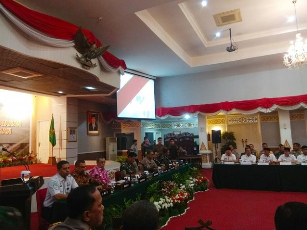 Panglima TNI dan BNPB Rapat Tertutup Bersama Kepala Daerah di Riau Bahas Karhutla
