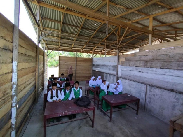 ACT Riau - Influencer Ajak Patungan Bangun Sekolah MI Fastabiqul Khairat di Kampar