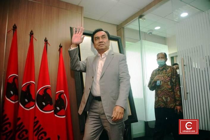 Effendi Simbolon Minta Maaf atas Pernyataannya Terkait TNI