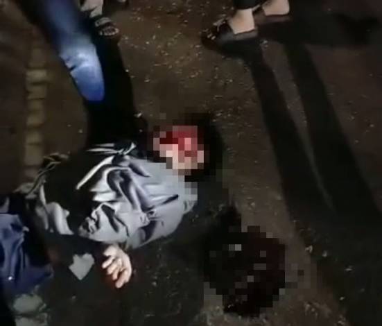 Beredar Video Pria Tergeletak Bersimbah Darah di Jalanan, Ternyata Jatuh saat Balap Liar di Kuansing