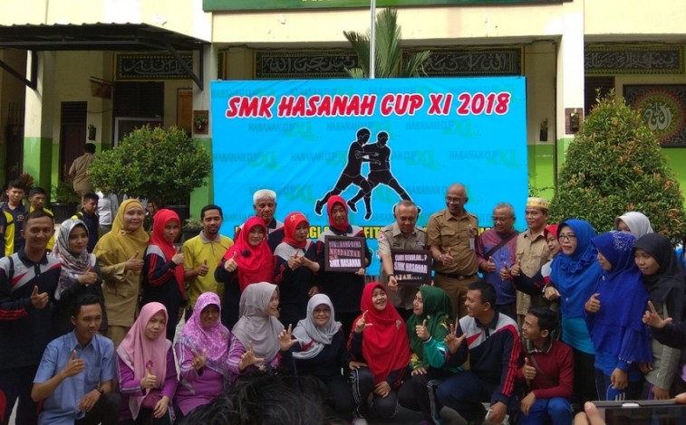 Pertama Kali Dikunjungi Gubernur Riau, SMK Hasana Pekanbaru Bangga