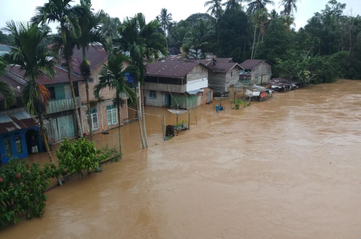 Kampar Kiri Kembali Diterjang Banjir, Ratusan Rumah Terendam dan Akses Jalan Terputus
