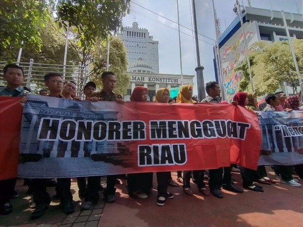 Guru Honorer Riau Lakukan Judicial Review UU ASN
