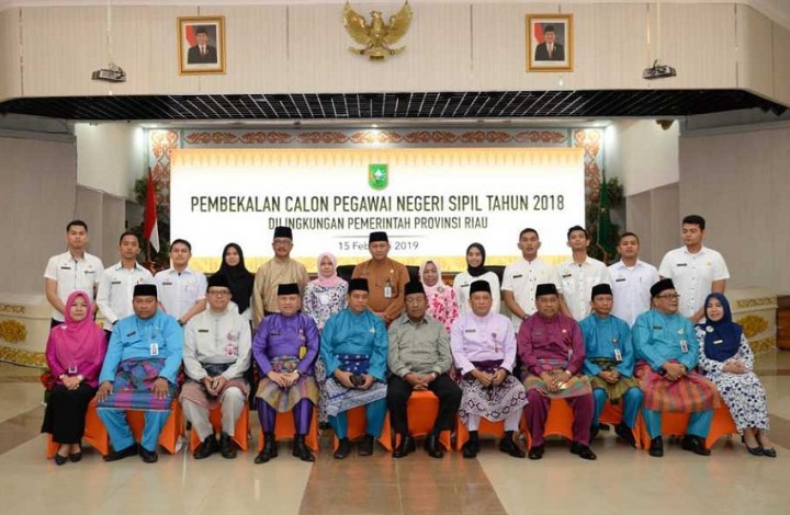 Pekan Depan Gubernur Serahkan SK 324 CPNS Pemprov Riau