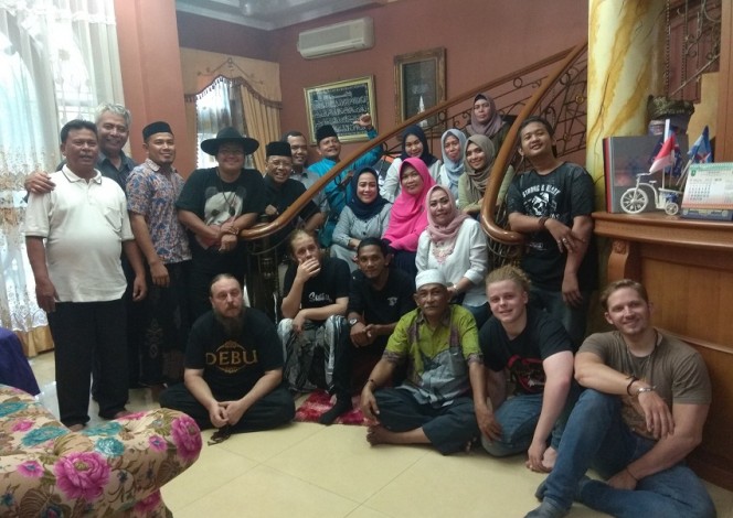 Band Debu Sambangi Kediaman Chaidir, Tokoh Masyarakat Riau di Pandau