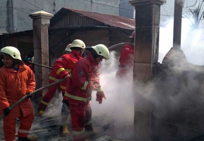 Kompor Meledak, Kedai Harian di Jondul Lama Hangus Terbakar
