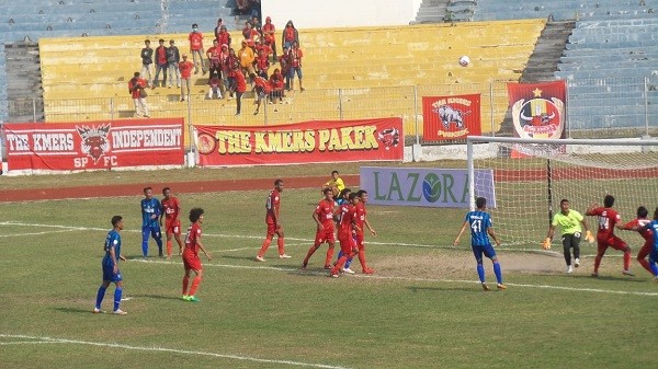 Babak Pertama, PSPS Unggul 2-0 atas Semen Padang