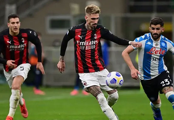 Hasil Liga Italia: Diwarnai Kartu Merah, AC Milan Terkapar di Tangan Napoli