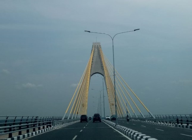 Baut Jembatan Marhum Bukit Hilang, Ini Kata DPRD Riau
