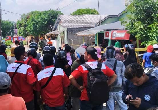 Lokasi Pesawat Jatuh Dikerumuni Warga, TNI Ingatkan Protokol Kesehatan Pencegahan Covid-19