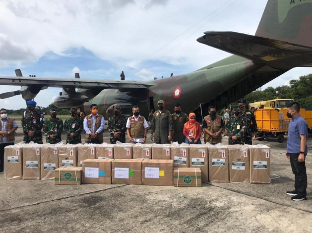 Gunakan Pesawat Hercules, Presiden Kirim Bantuan Oxygen Concentrat dan Obat-obatan ke Riau
