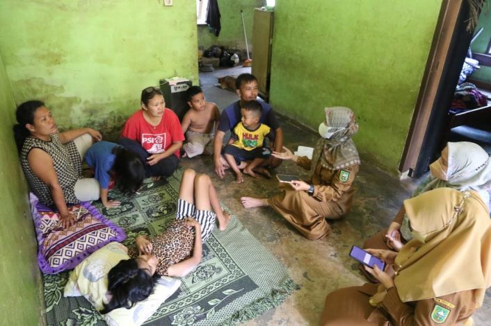 Memprihatinkan, RSUD AA Riau Jemput Anak Miskin yang Alami Penyakit Infeksi Kulit