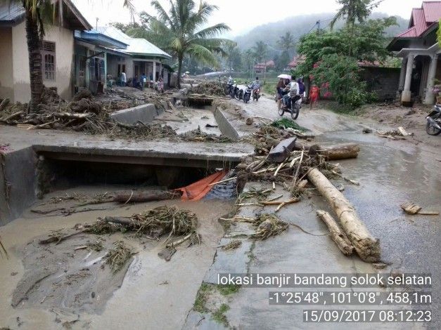 138 Rumah Rusak Diterjang Banjir Bandang di Solok Selatan