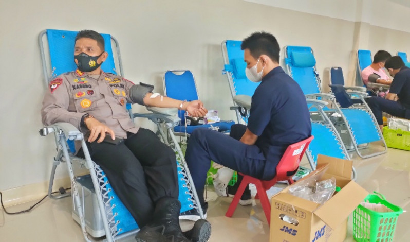Sambut HUT PMI ke-76, Relawan Peduli Covid-19 Riau Gelar Donor Darah 3 Hari 