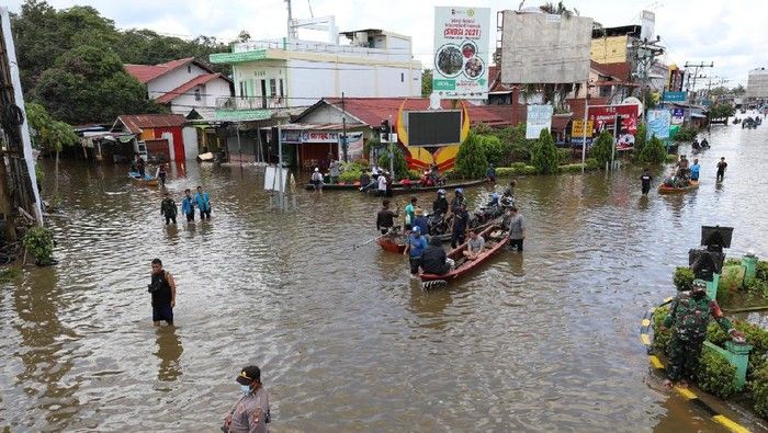 Pimpinan DPR Sebut Banjir Sintang Jadi Peringatan agar Selalu Menjaga Lingkungan