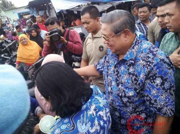 SBY Dielu-elukan Warga di Pasar Flamboyan, Tapung
