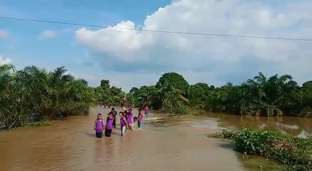 DPRD Riau Ingatkan Pemerintah Segera Beri Perhatian pada Korban Banjir