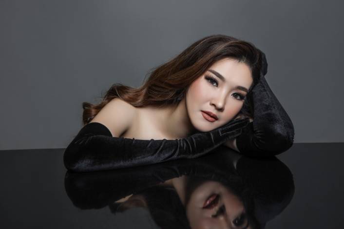 Rayakan Tahun Baru Imlek bersama Desy Huang di Novotel Pekanbaru