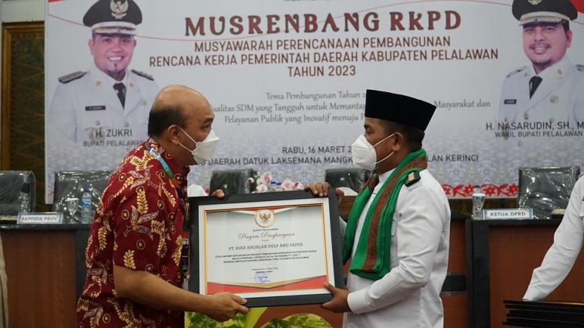 PT RAPP Terima Penghargaan CSR Terbaik 2021