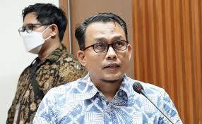 KPK Cegah 8  Pegawai BPK Riau ke Luar Negeri Terkait Suap Bupati M Adil