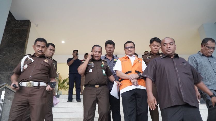 Kepala Disdik Riau Tersangka Korupsi, Fitra Desak Dihukum Berat