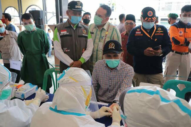 Rapid Test Massal di Kecamatan Limapuluh, Dua Warga Reaktif