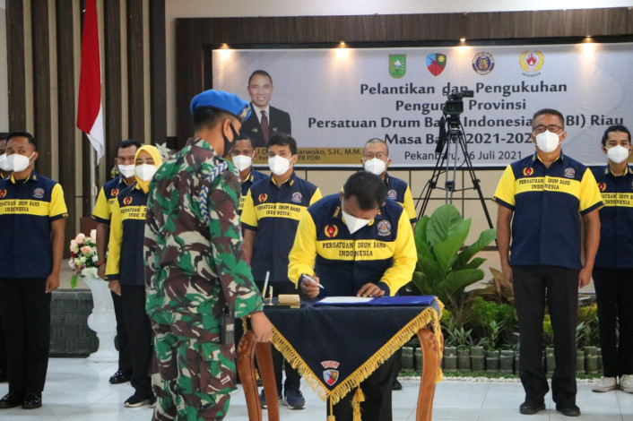 Danlanud Roesmin Nurjadin Jabat Ketua PDBI Riau