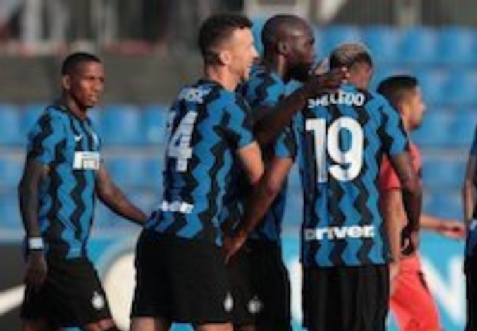 Inter Milan Libas Lugano 5-0