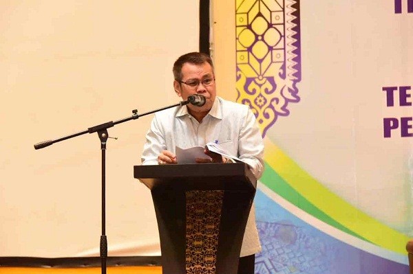 Muhammad Terima SK Plt Bupati Bengkalis, Ini Pesan Gubernur Syamsuar