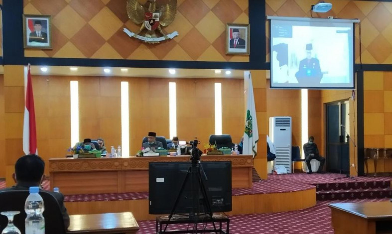 Usai Paripurna Penetapan Bupati dan Wabup Siak, Besok DPRD Kirim Berkas ke Gubernur Riau