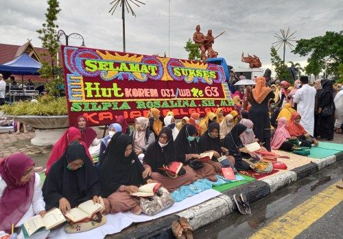 Kenapa Riau Mengaji Dilakukan di Trotoar Bukan Masjid, Ini Penjelasan Diana Tabrani