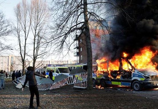 Rusuh, Partai Sayap Kanan Dituding Jadi Dalang Pembakaran Al-Quran di Swedia