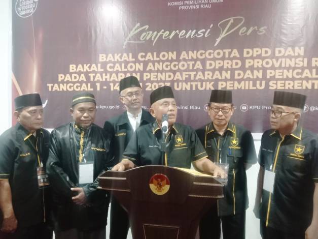 Bacaleg Partai Ummat Mulai Mantan Sekda Riau hingga Mantan Sekum MUI