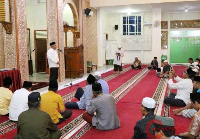 Masjid Harus Jadi Benteng Dampak Negatif Kota Metropolitan