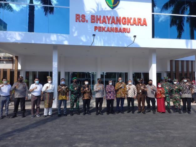 Polda Riau Resmikan Gedung Vaksin Center RS Bhayangkara Pekanbaru