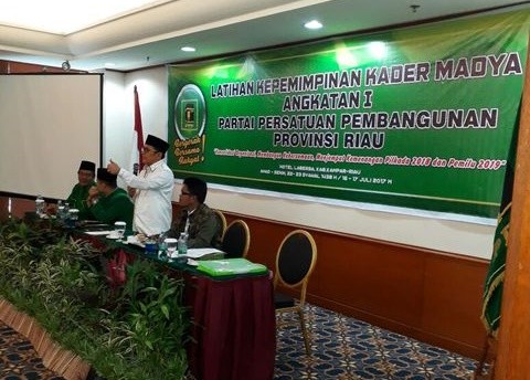 Rusli Effendi Tutup LKKM PPP Riau