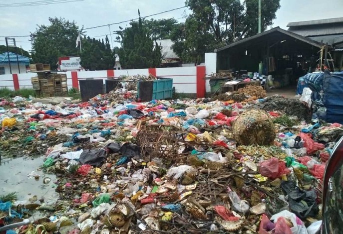 Firdaus Terbitkan Surat Edaran tentang Aksi Bersih Kota Pekanbaru, Pelanggar Didenda Rp2,5 Juta