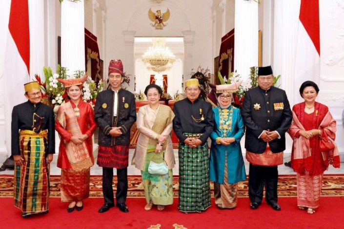 Ketika Jokowi Ajak Megawati, SBY, dan Habibie Foto Bareng