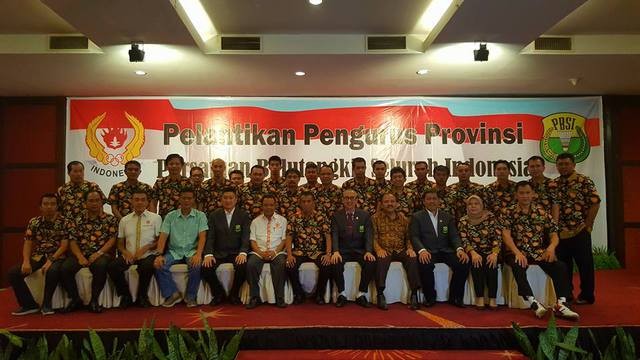 Pengprov PBSI Riau Ditantang Raih Medali di PON