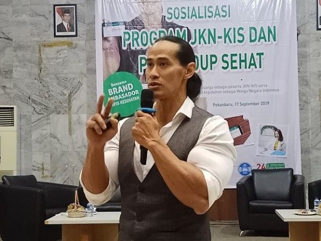 Ade Rai Ajak Masyarakat Riau Terapkan Pola Hidup Sehat