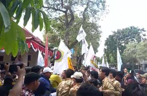 Massa FMPPN Demo di Kantor BPN Riau, Desak Cabut HGU PT TUM