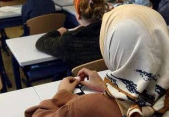 Seorang Wanita Muslim Prancis Ditangkap karena Ucapkan Assalamualaikum