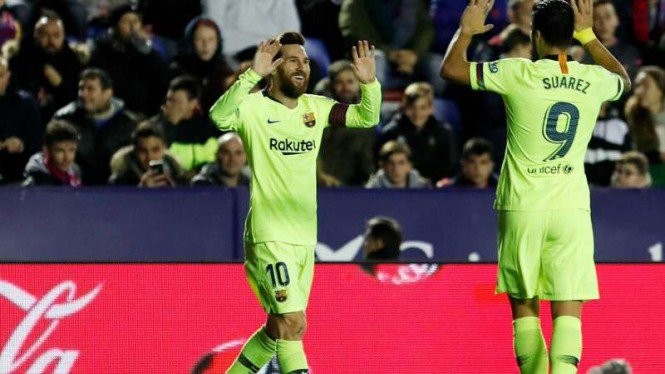 Messi Hattrick, Barcelona Benamkan 10 Pemain Levante