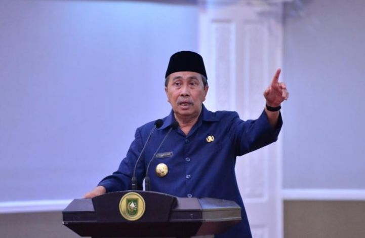 Gubernur Minta Kadisdik Riau Segera Tinjau Sekolah-sekolah di Daerah