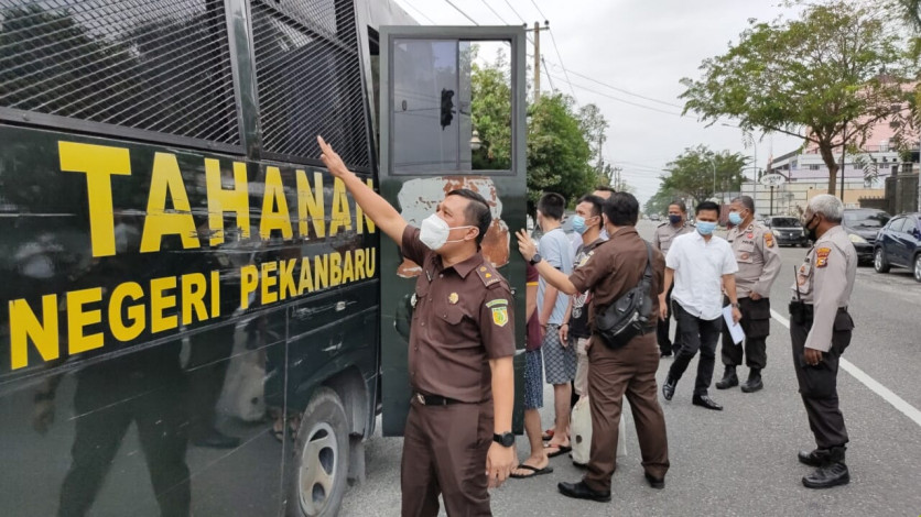 Jaksa Pindahkan 101 Tahanan dan Napi Perkara Pidum ke Rutan Pekanbaru